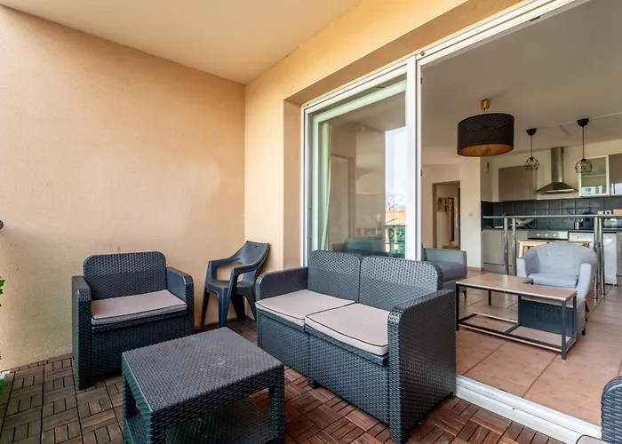 L'ecrin Jardin Des Remparts - Parking Prive - Terrasse Apartman